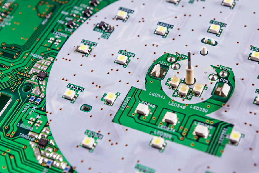 What are the types of substrate materials for PCB circuit boards?