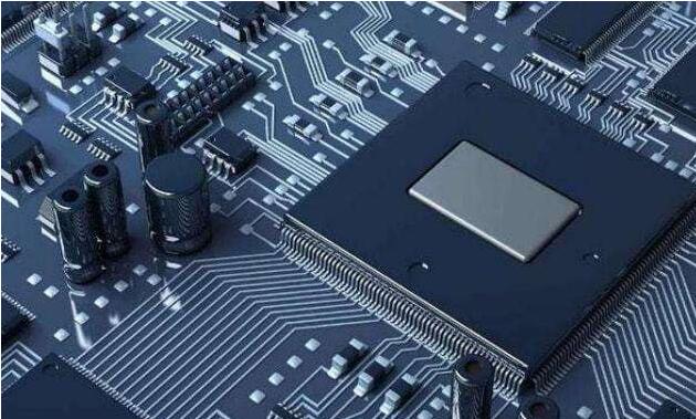 What is the difference between  microcontroller and chip？