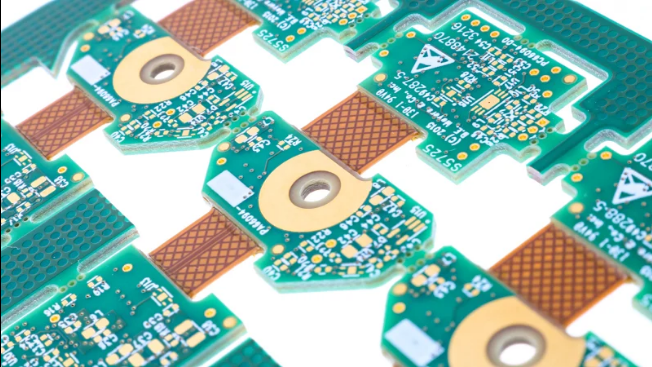 FLEX & RIGID-FLEX PCBS: MASTERING CONTROLLED IMPEDANCE AND SIGNALS